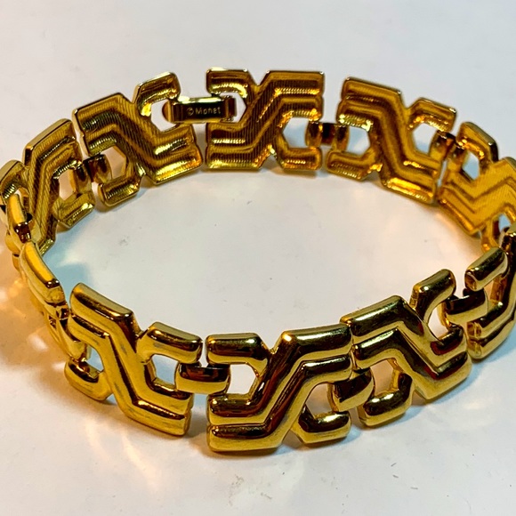 Monet Jewelry - Monet Gold Bracelet